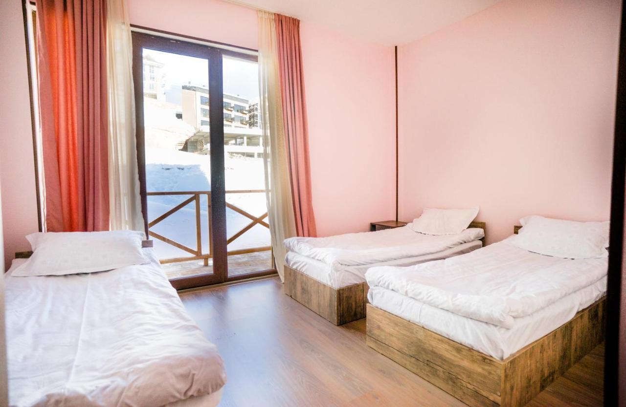 Sunny Hill Hotel Гудаури Екстериор снимка